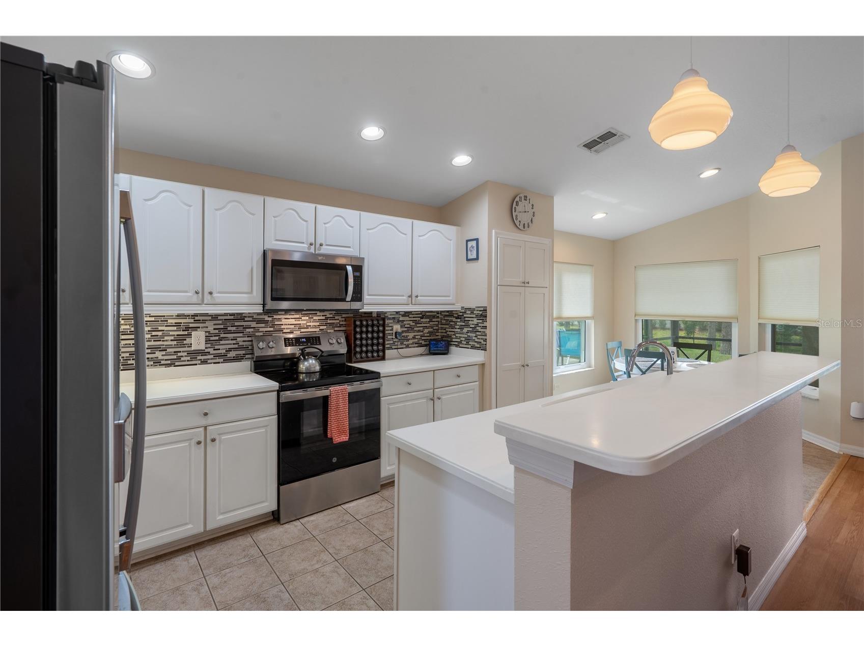 306 Barrington Court Spring Hill FL 34609 W7886547 image23