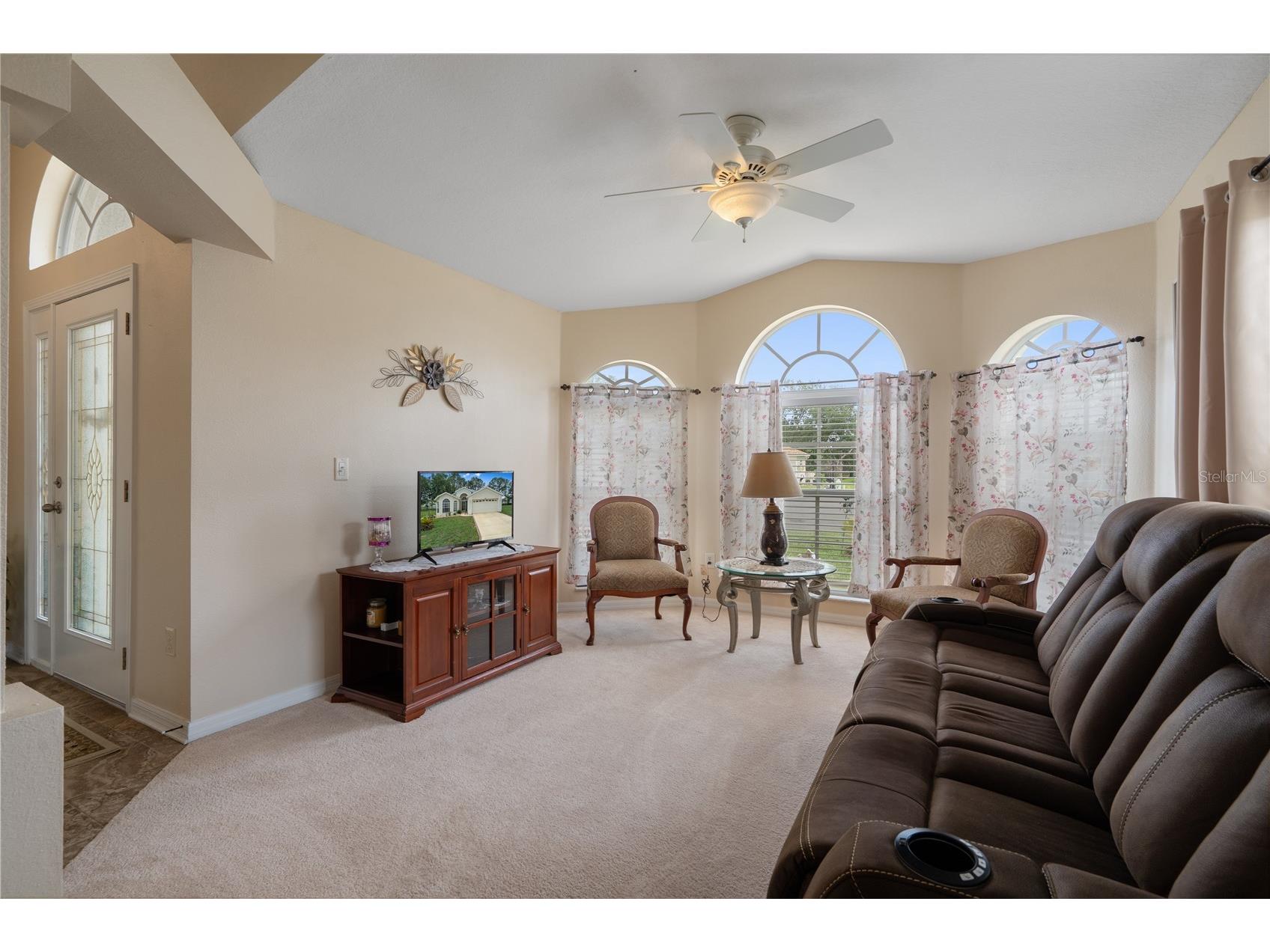 306 Barrington Court Spring Hill FL 34609 W7886547 image7