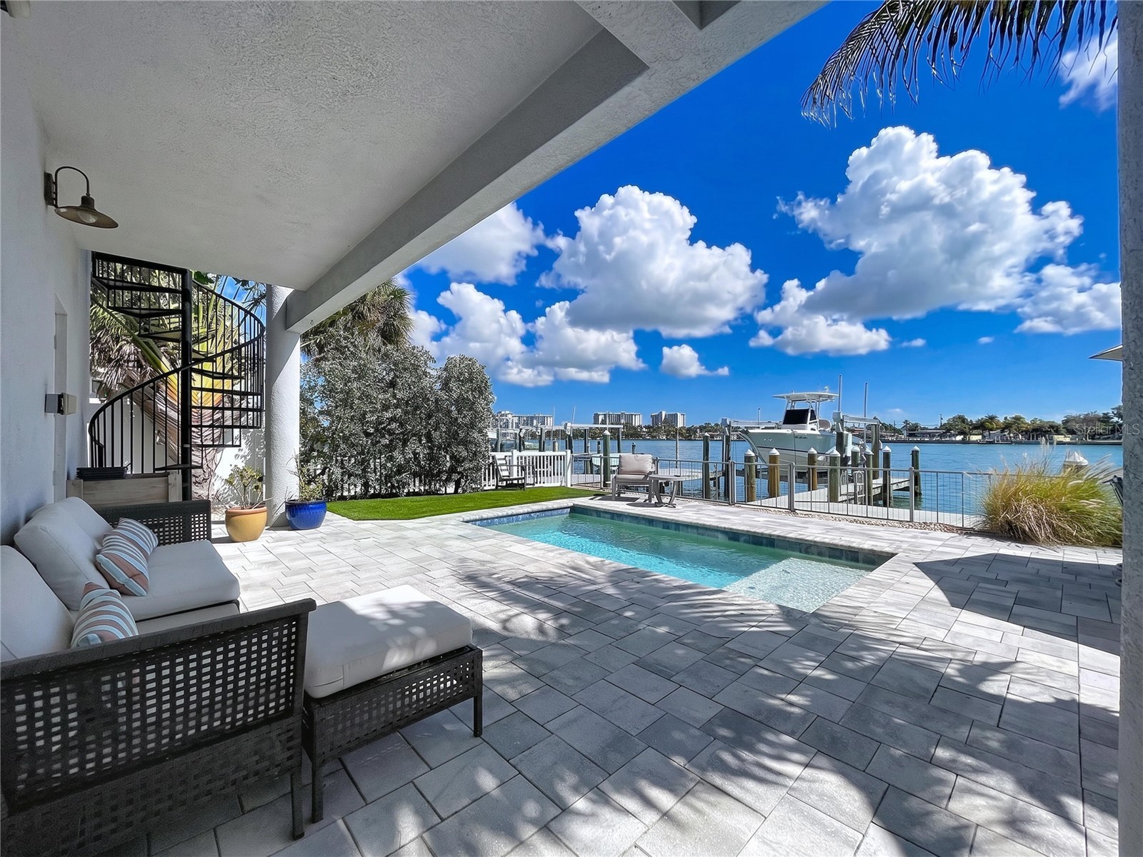 306 Bay Plz Treasure Island FL 33706 - BLIND PASS TB8502233 image59