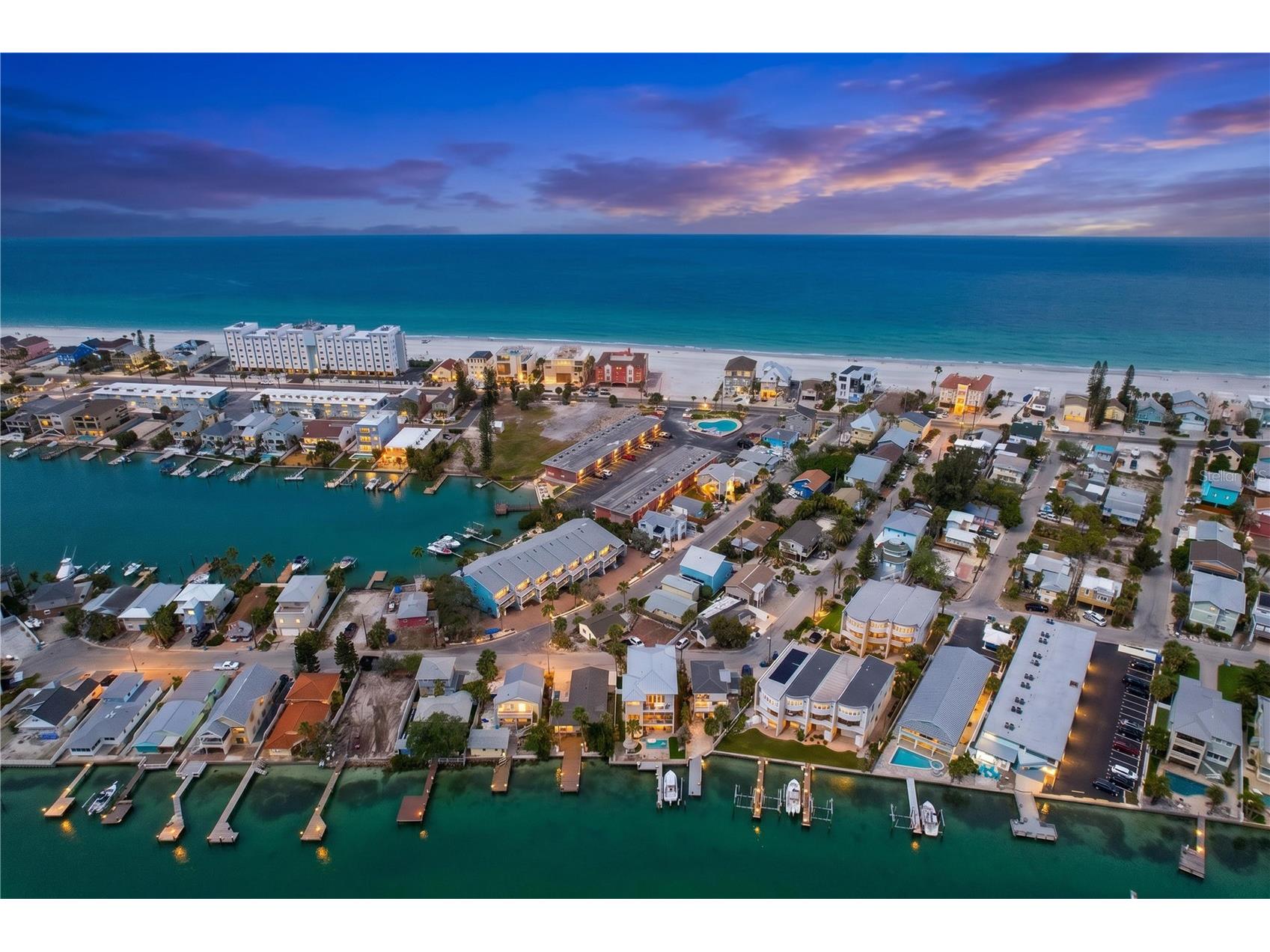 306 Bay Plz Treasure Island FL 33706 - BLIND PASS TB8502233 image70