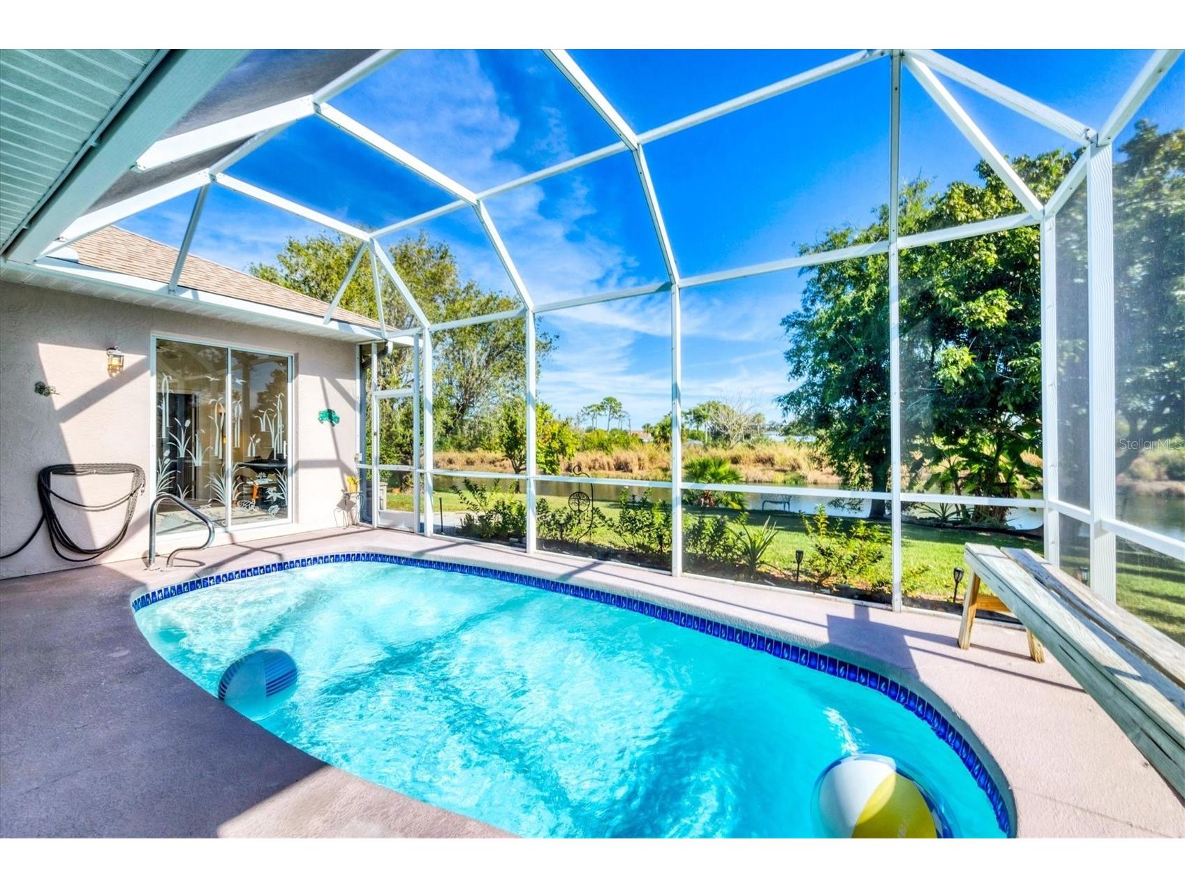 306 Bayside Parkway Nokomis FL 34275 A4671324 image1