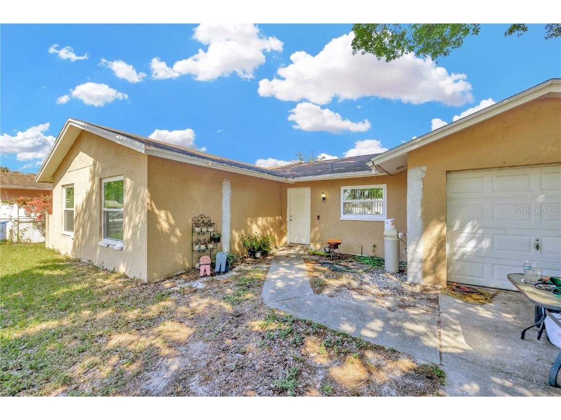 306 Brandywine Drive Valrico FL 33594 TB8393713 image1