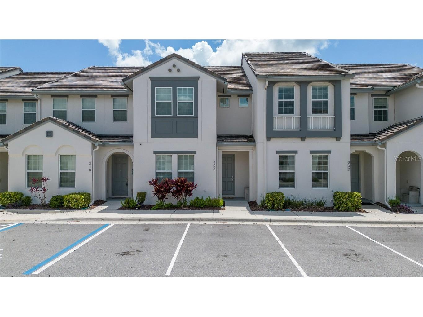 306 Captiva Drive Davenport FL 33896 O6102359 image1