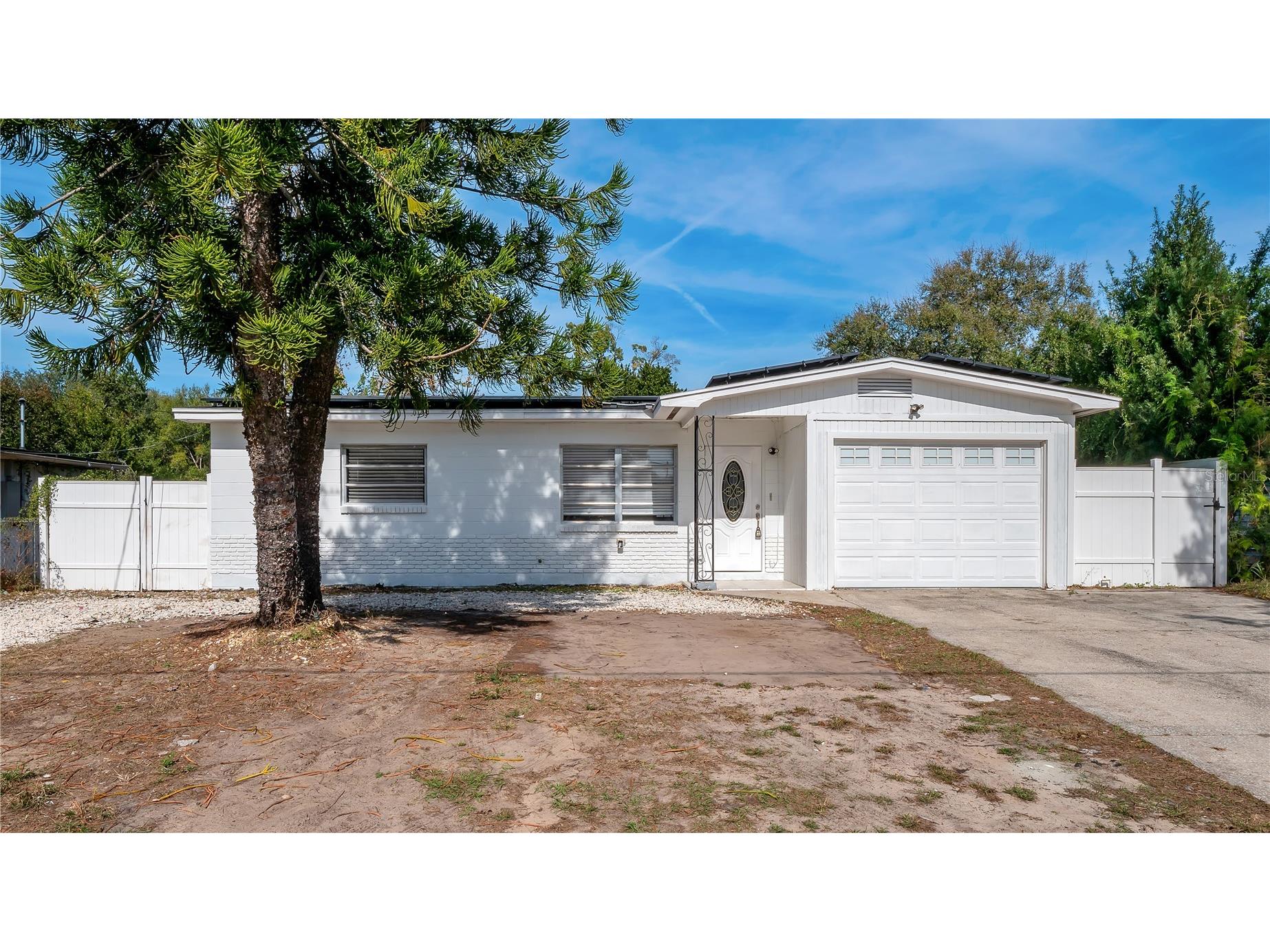 306 E 119th Avenue Tampa FL 33612 O6372559 image1