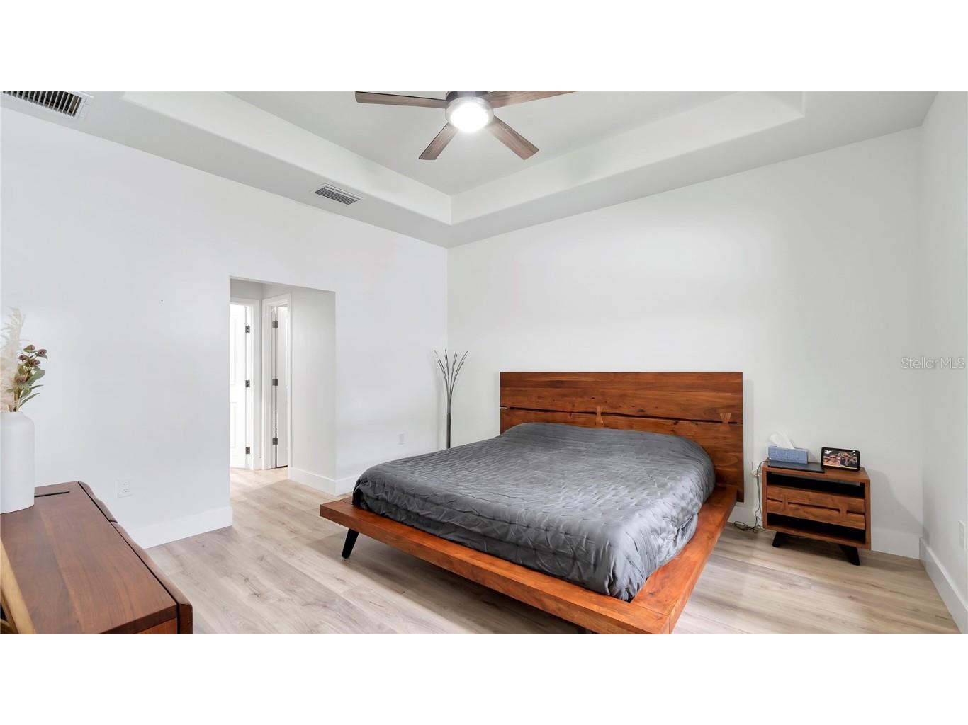 306 E Clay Avenue Brandon FL 33510 TB8450757 image20