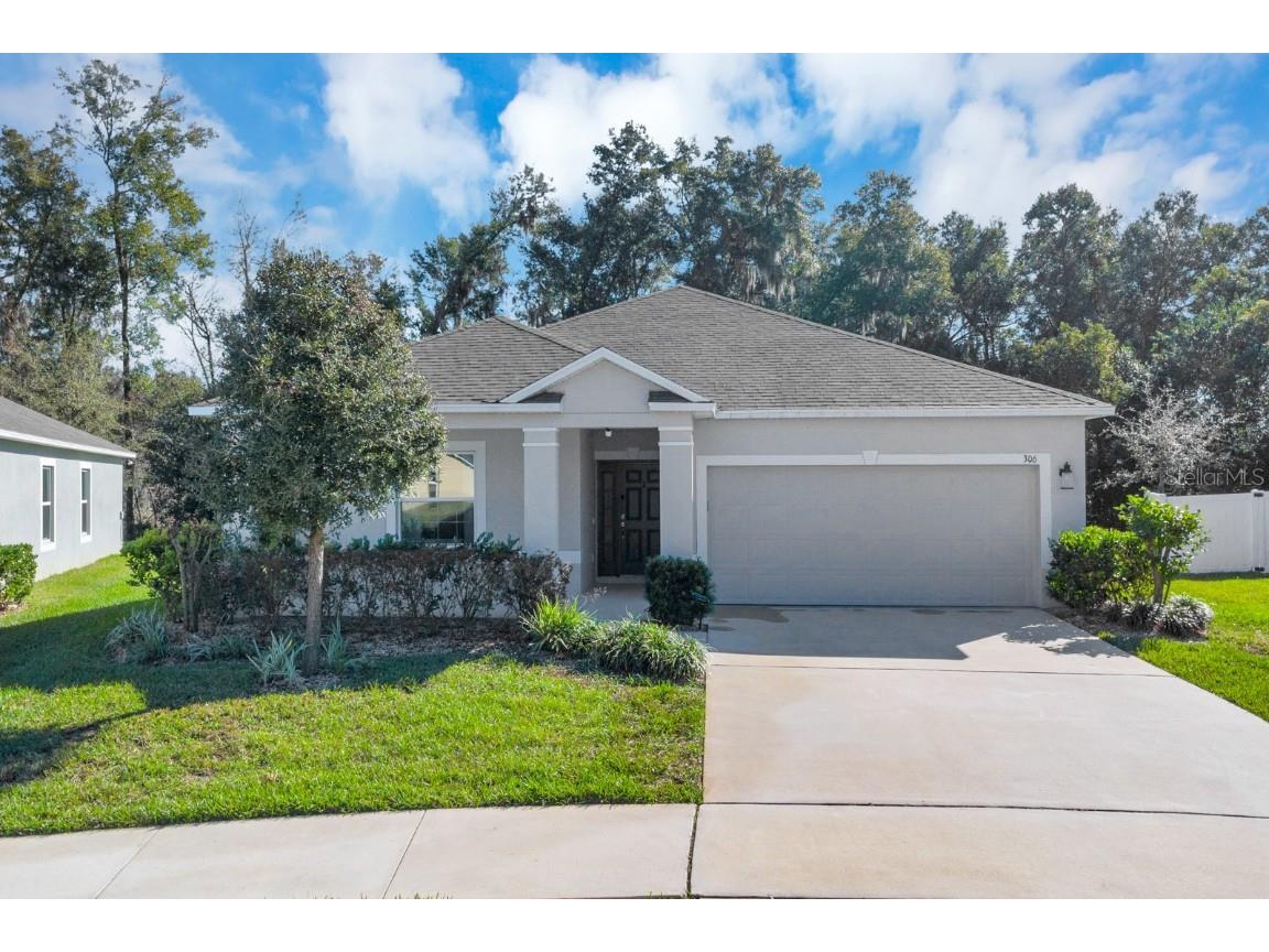 306 E Fiesta Key Loop Deland FL 32720 S5099527 image1