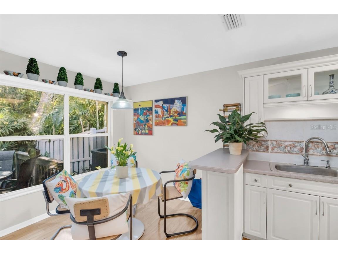 306 Fan Palm Court NE Saint Petersburg FL 33703 TB8445517 image17