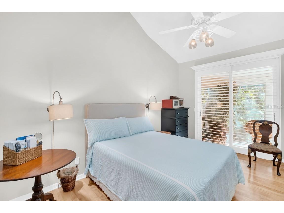 306 Fan Palm Court NE Saint Petersburg FL 33703 TB8445517 image20