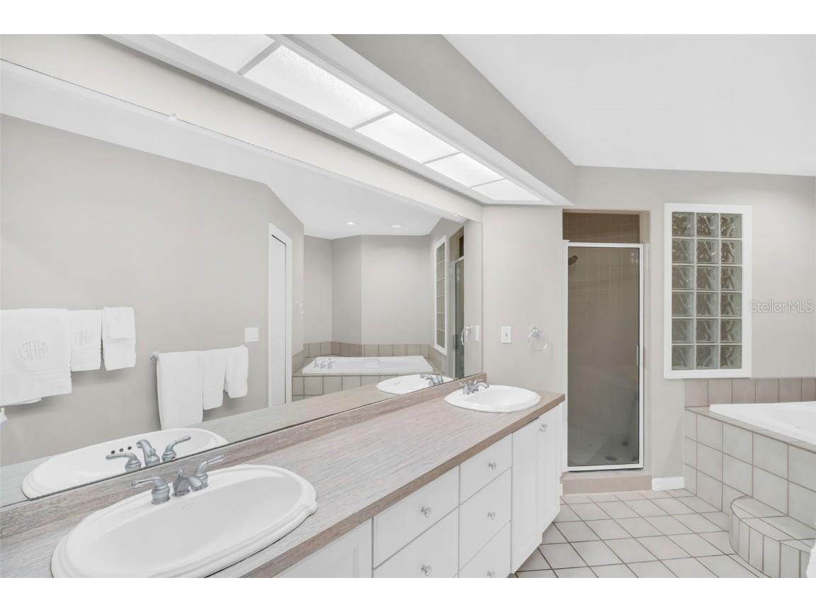 306 Fan Palm Court NE Saint Petersburg FL 33703 TB8445517 image23