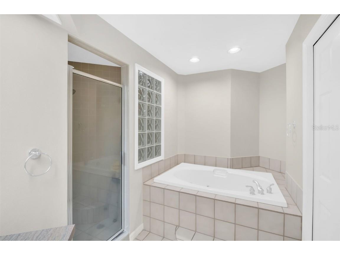 306 Fan Palm Court NE Saint Petersburg FL 33703 TB8445517 image24