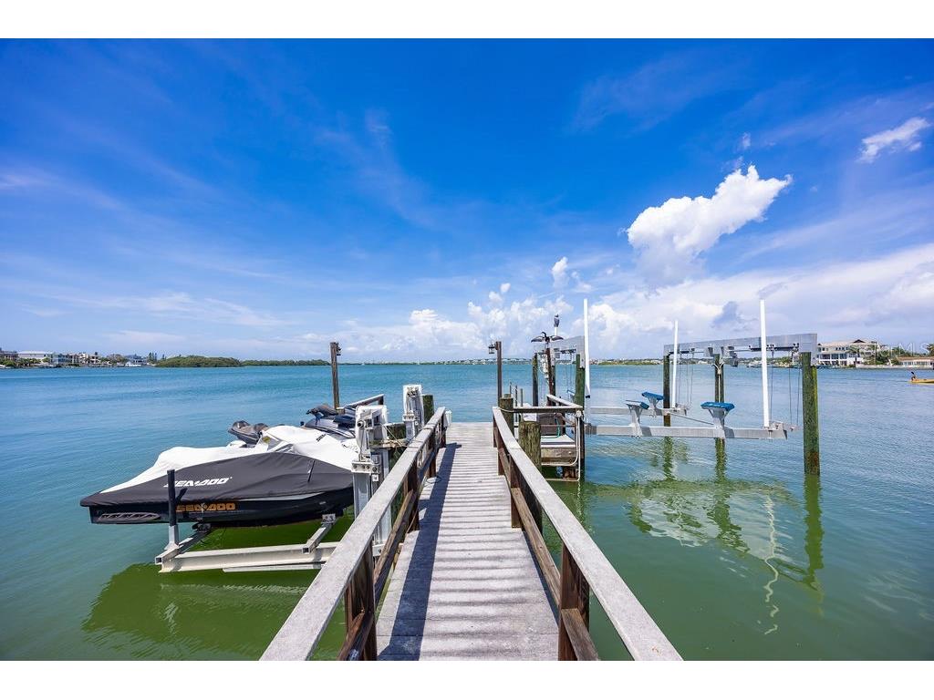 306 Harbor Drive Indian Rocks Beach FL 33785 - INTRACOASTAL WATERWAY TO GULF TB8407156 image41