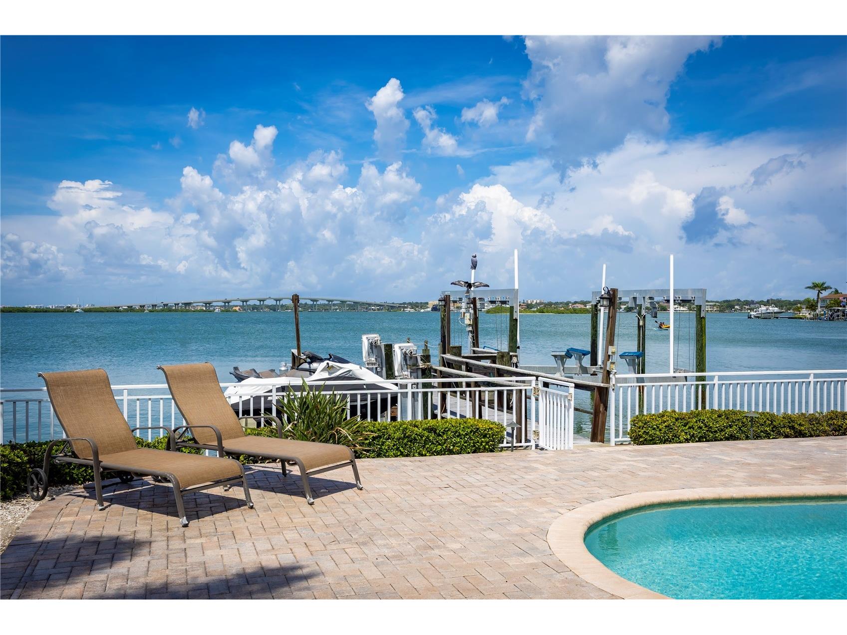 306 Harbor Drive Indian Rocks Beach FL 33785 - INTRACOASTAL AND GULF TB8467679 image3