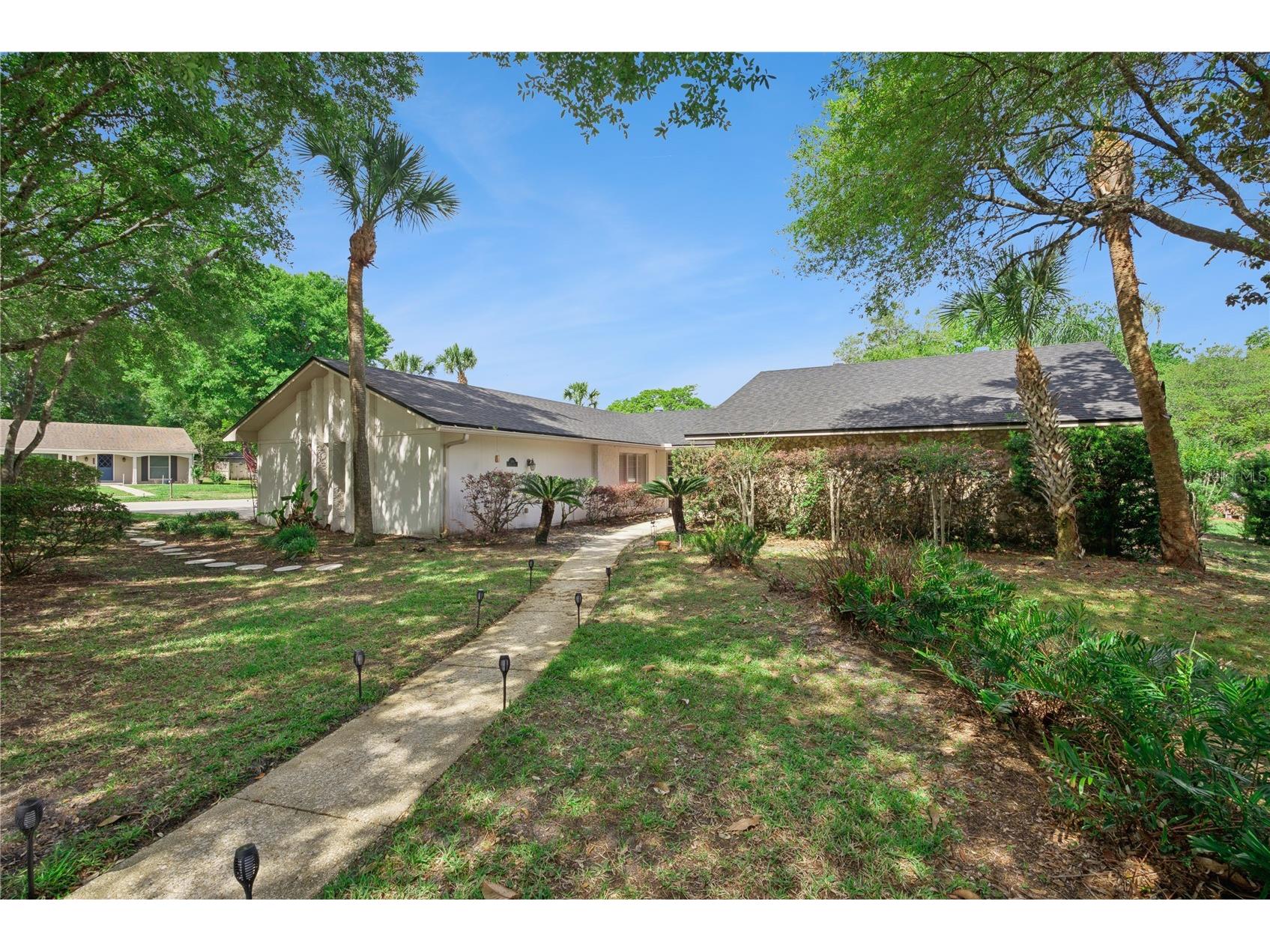 306 Hickory Drive Longwood FL 32779 - LAKE BRANTLEY O6402271 image1