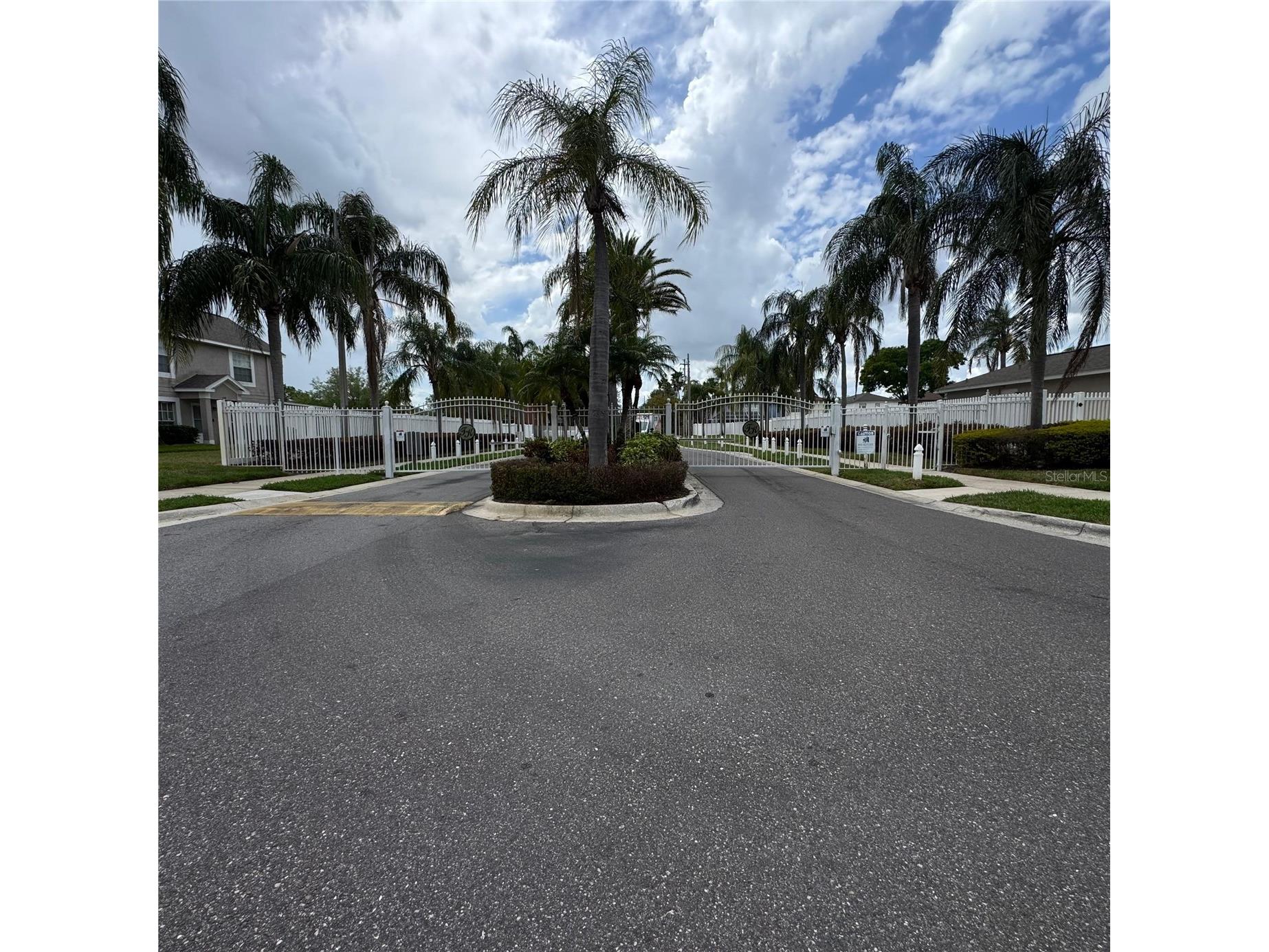306 Kensington Lake Circle Brandon FL 33511 S5147304 image1