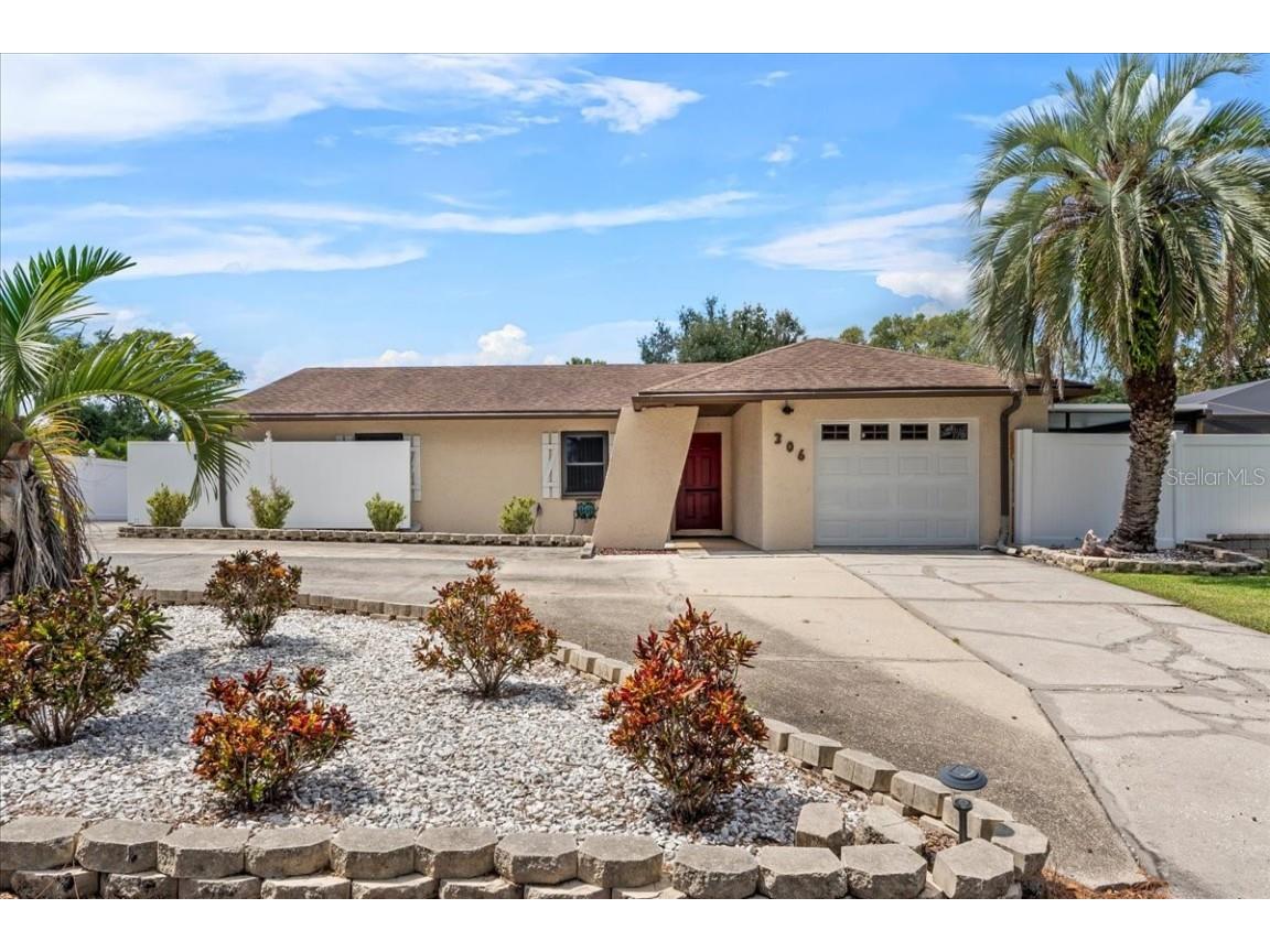 306 Lakeview Boulevard Winter Haven FL 33880 P4935977 image1