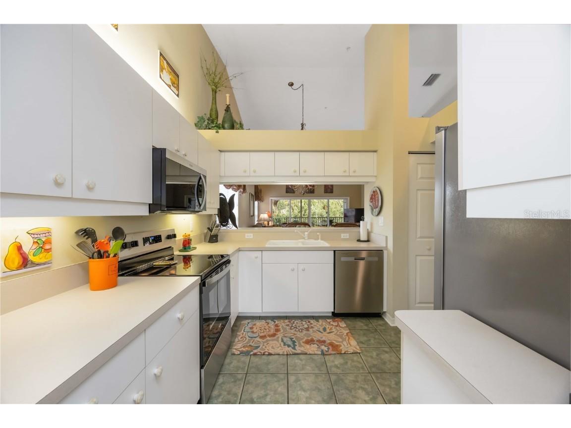 306 Lynbrook Circle #201 Venice FL 34292 A4674185 image8