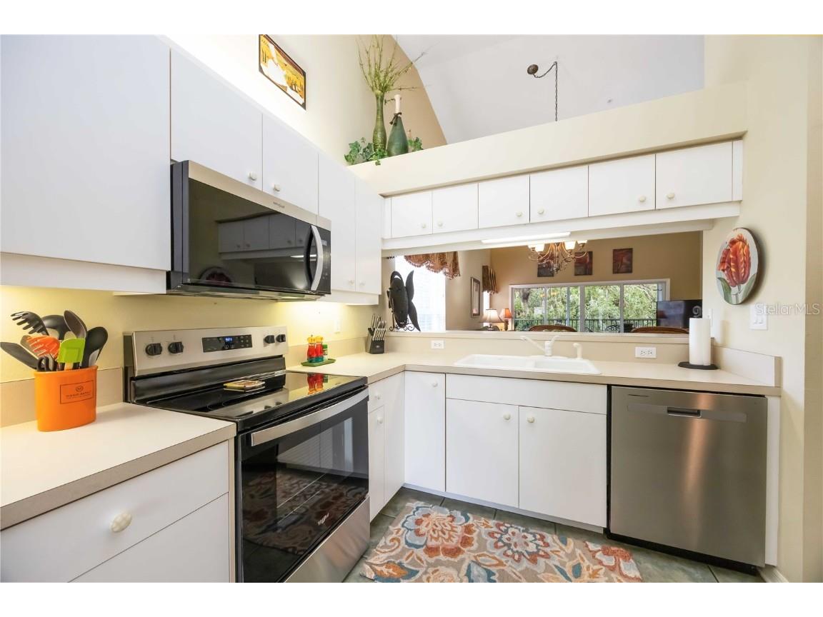 306 Lynbrook Circle #201 Venice FL 34292 A4674185 image9