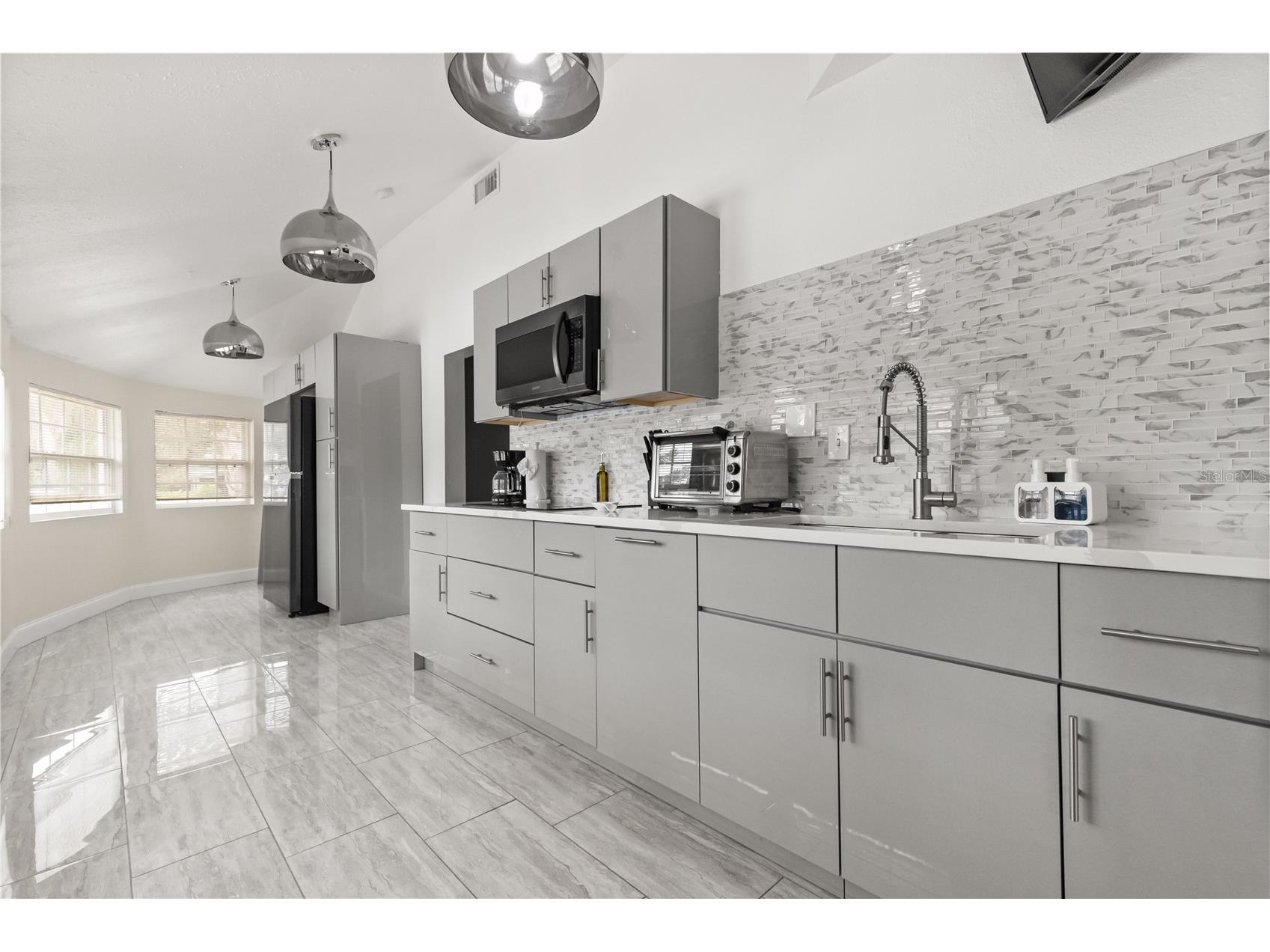 306 Marshall Street Clearwater FL 33755 TB8493151 image6