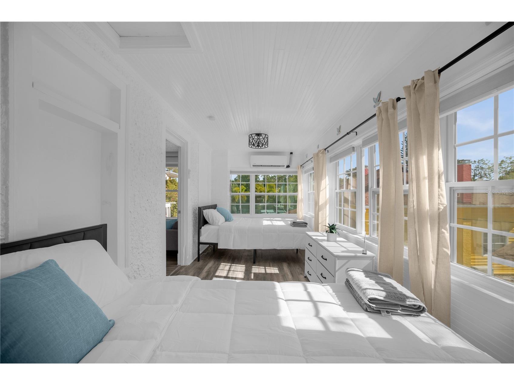 306 Marshall Street Clearwater FL 33755 TB8493151 image61