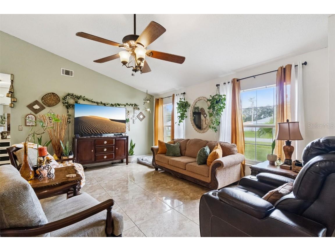 306 Medina Court Kissimmee FL 34758 O6349772 image15