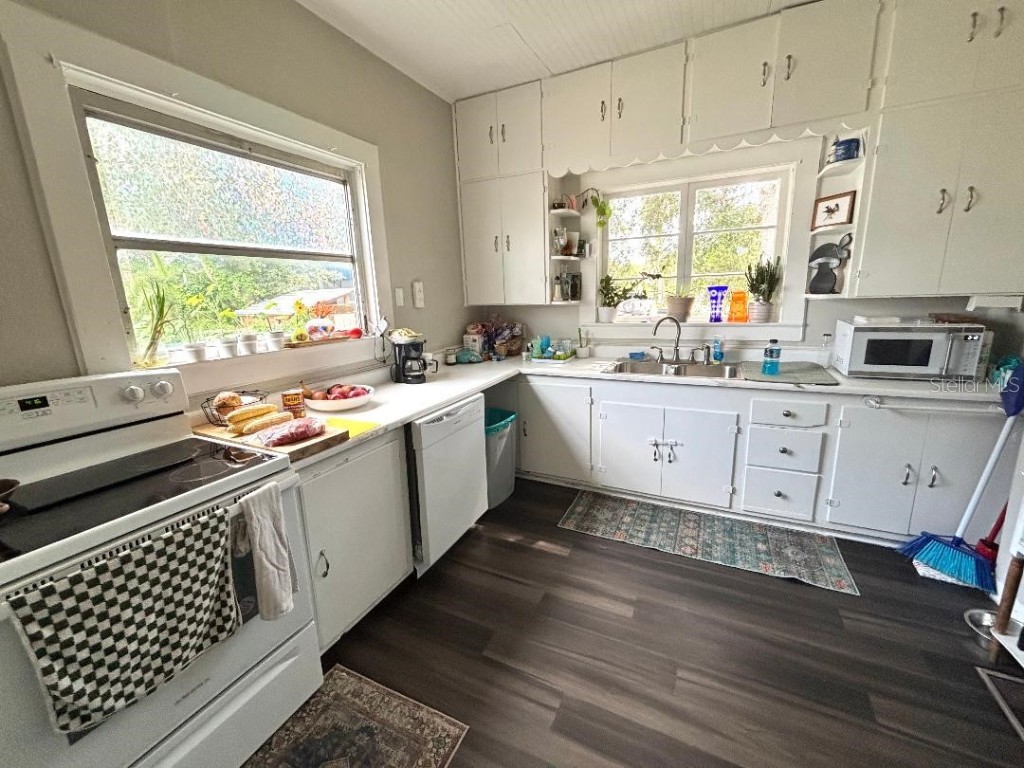 306 Murray Street New Smyrna Beach FL 32168 NS1085190 image8