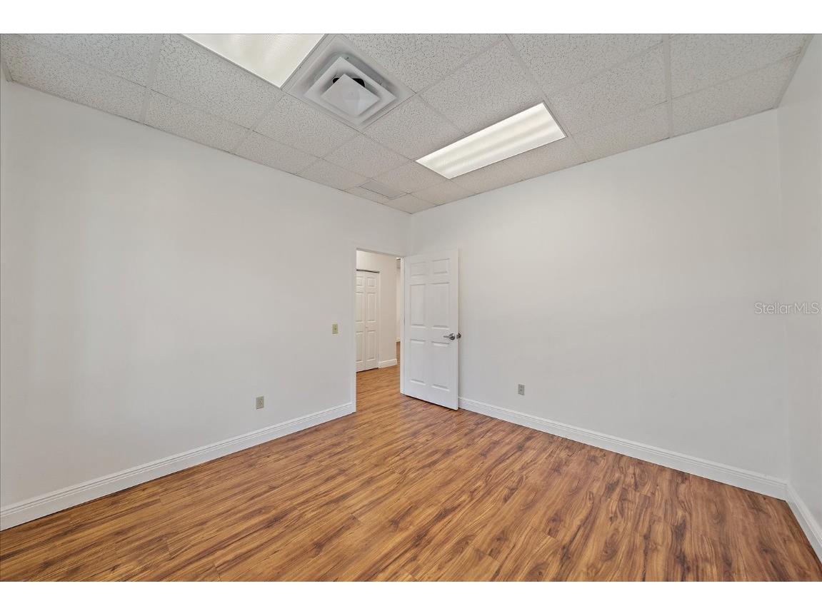 306 N Rhodes Avenue #111 Sarasota FL 34237 A4672444 image12