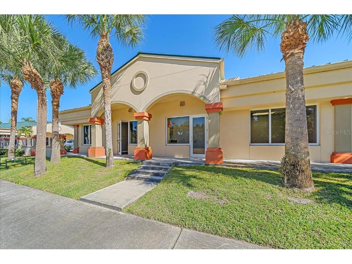 306 N Rhodes Avenue #111 Sarasota FL 34237 A4672444 image3