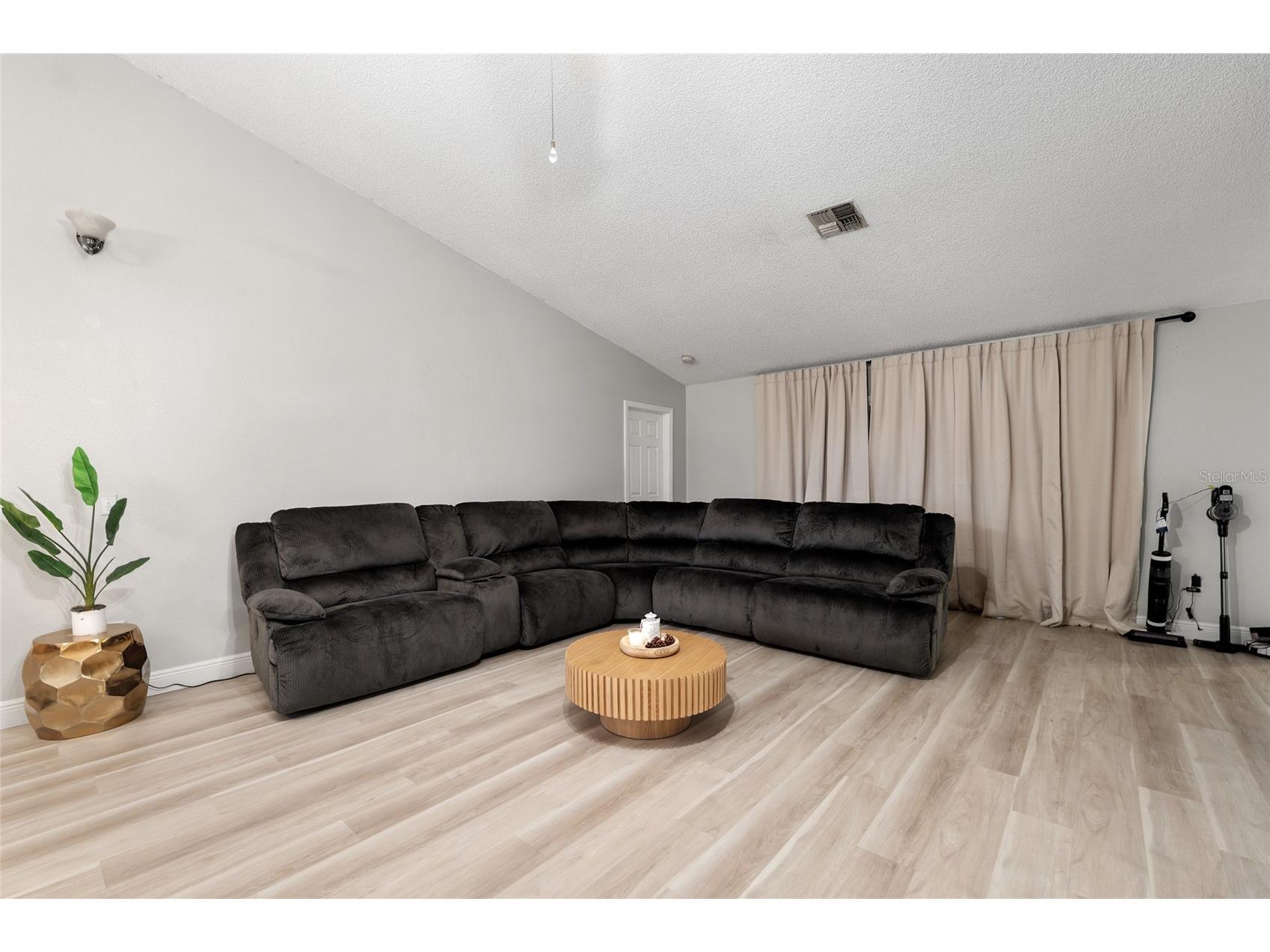 306 Oak Track Radial Ocala FL 34472 OM721150 image11