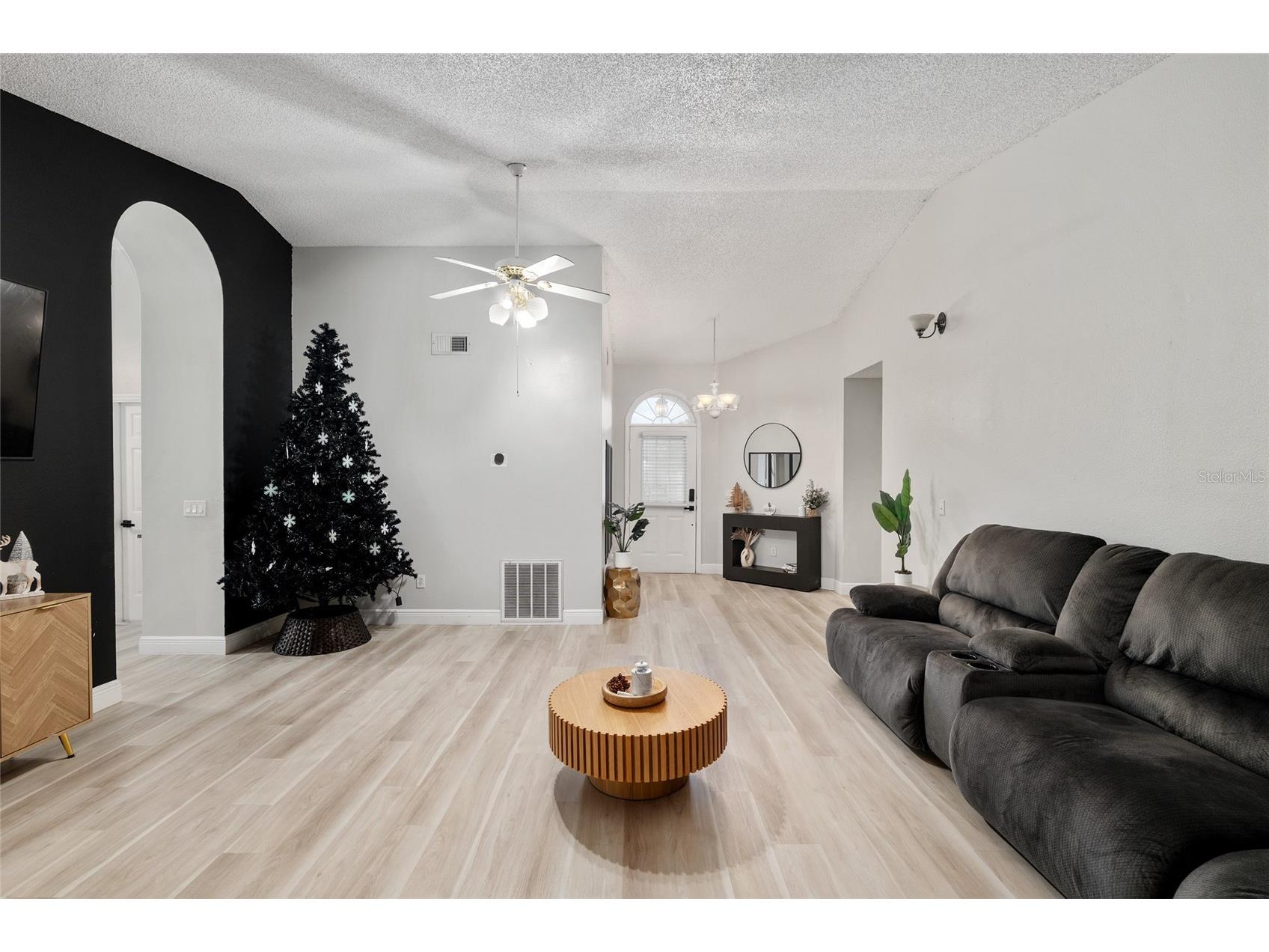 306 Oak Track Radial Ocala FL 34472 OM721150 image14