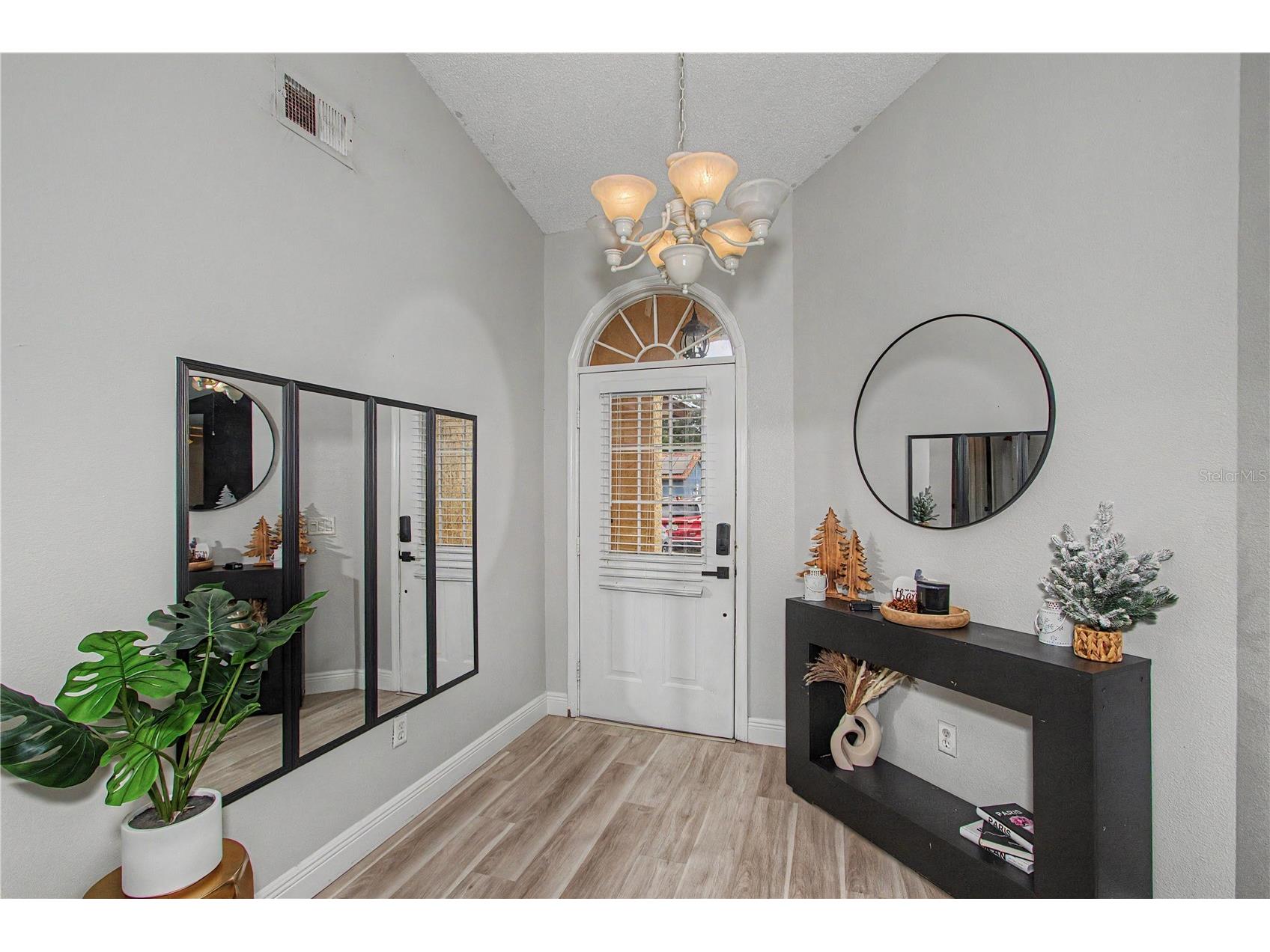 306 Oak Track Radial Ocala FL 34472 OM729011 image16