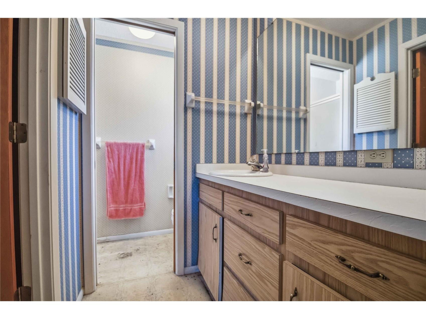 306 Palm Avenue Anna Maria FL 34216 A4693882 image14