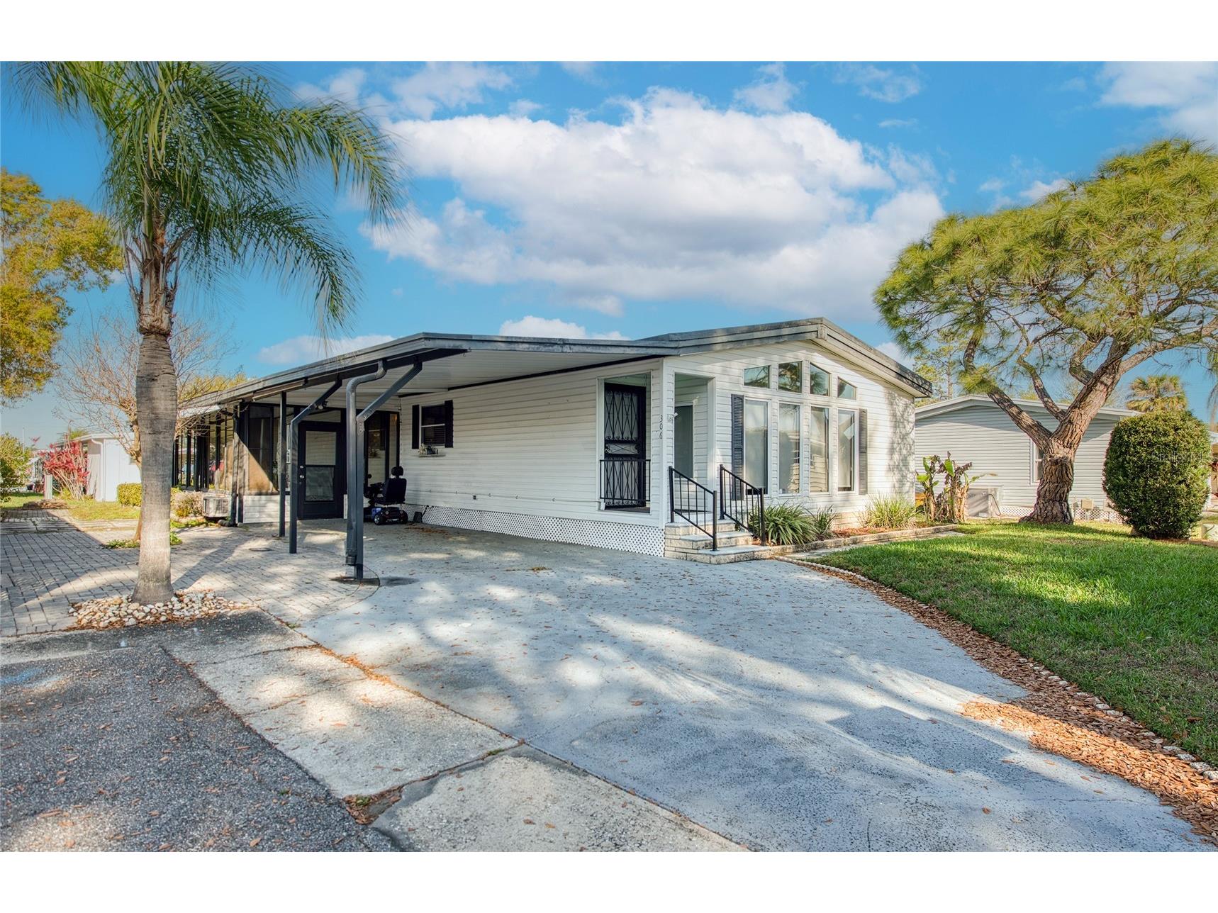 306 Snook Court Oldsmar FL 34677 TB8485894 image1