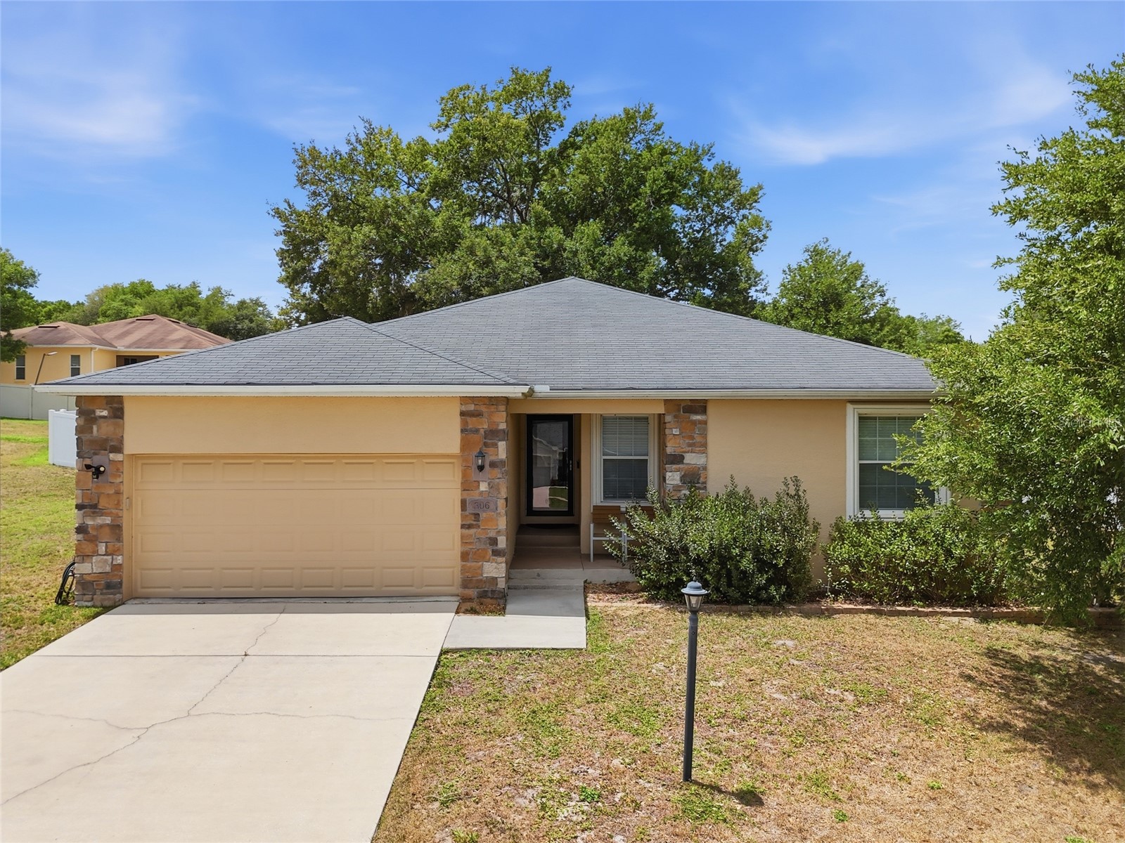 306 Stonepoint Lane Lady Lake FL 32159 G5111746 image1