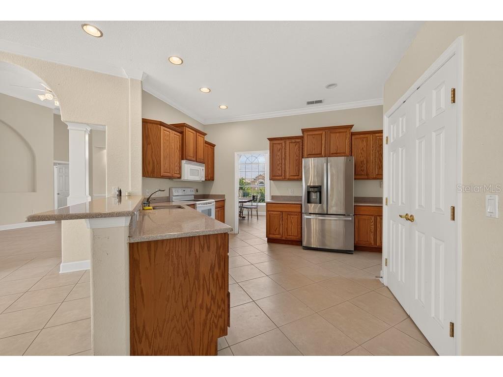 306 Terranova Boulevard Winter Haven FL 33884 TB8522219 image16