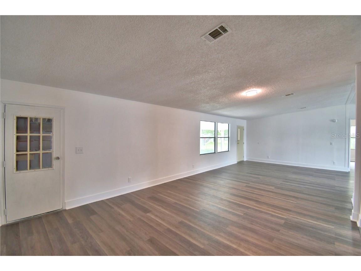 306 Townbridge Drive Haines City FL 33844 P4936500 image3