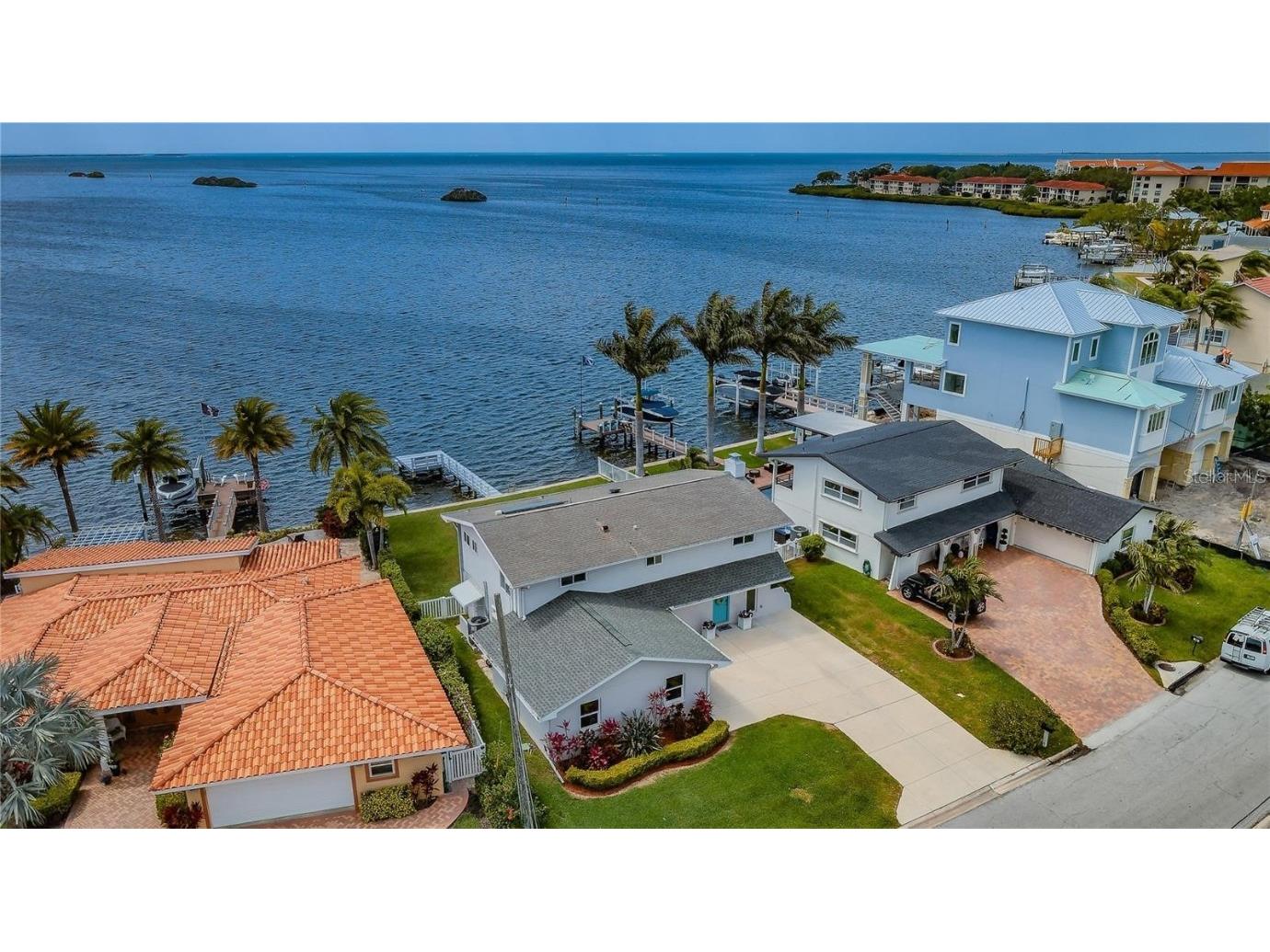 306 W Driftwood Drive Palm Harbor FL 34683 U8242500 image1