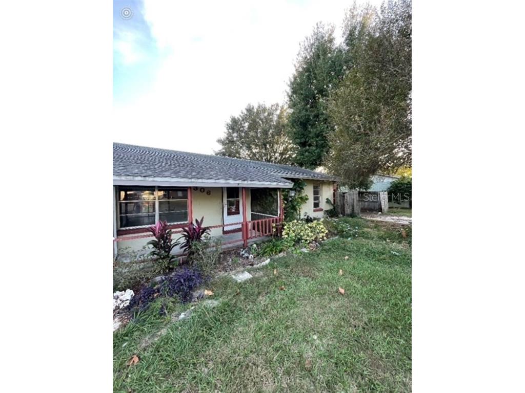 306 W Primrose Lane Lady Lake FL 32159 O6162269 image1