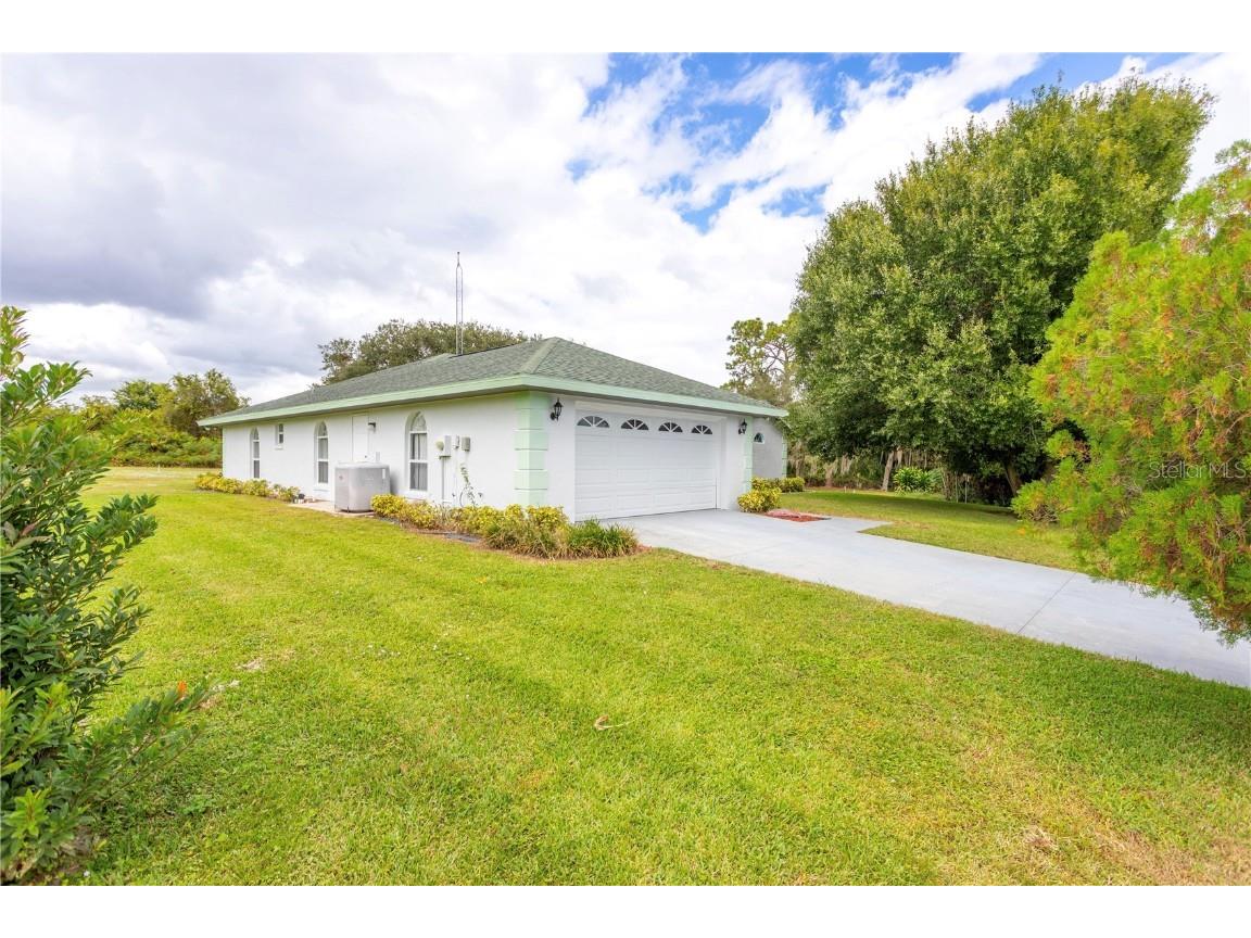 306 W Waterway Avenue NW Lake Placid FL 33852 - Lake Placid O6355462 image3