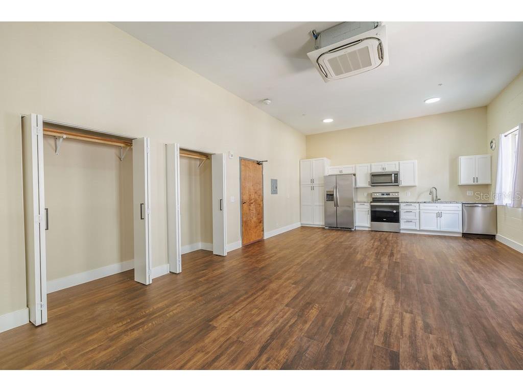 306 W Wisconsin Avenue #212 Deland FL 32720 V4948686 image2