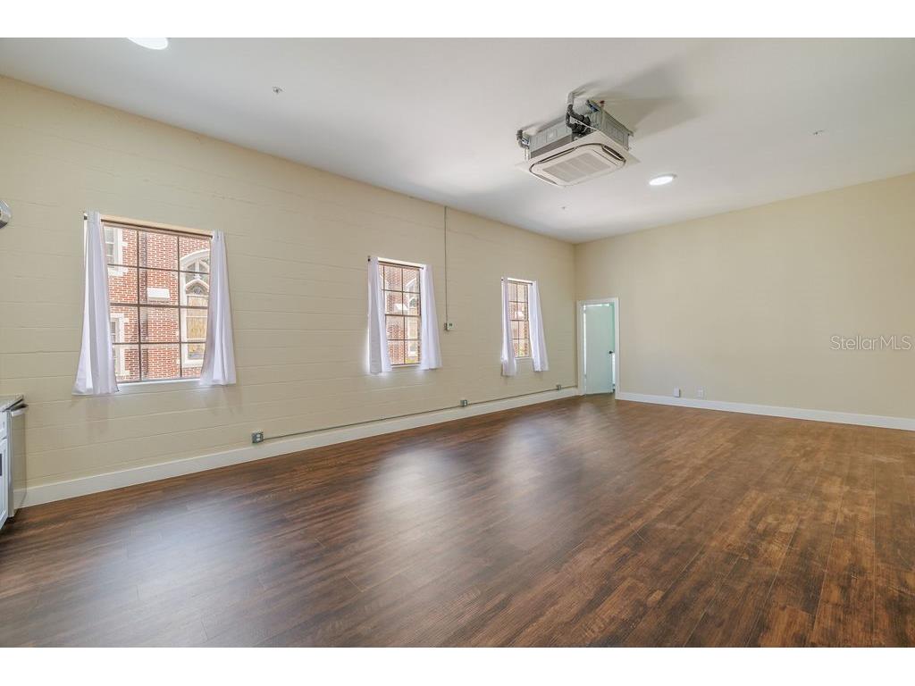 306 W Wisconsin Avenue #212 Deland FL 32720 V4948686 image6
