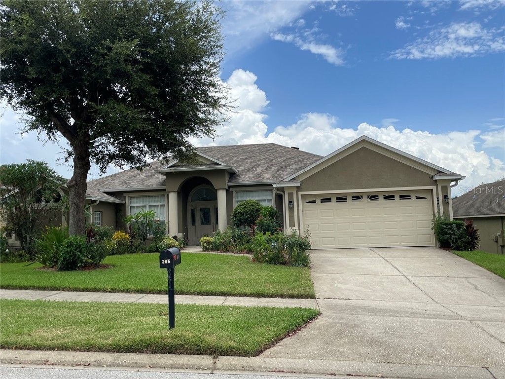 306 Way Point Drive Groveland FL 34736 O6184411 image1