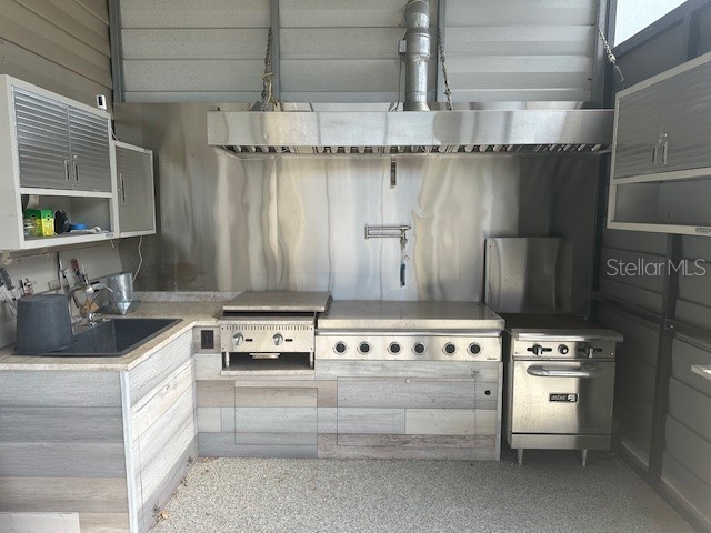 3060 Courtland Street Sarasota FL 34237 A4654261 image4