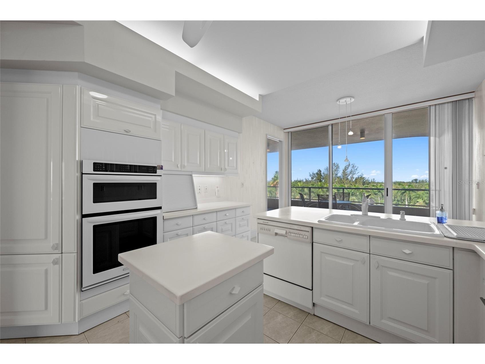 3060 Grand Bay Boulevard #133 Longboat Key FL 34228 A4699300 image19