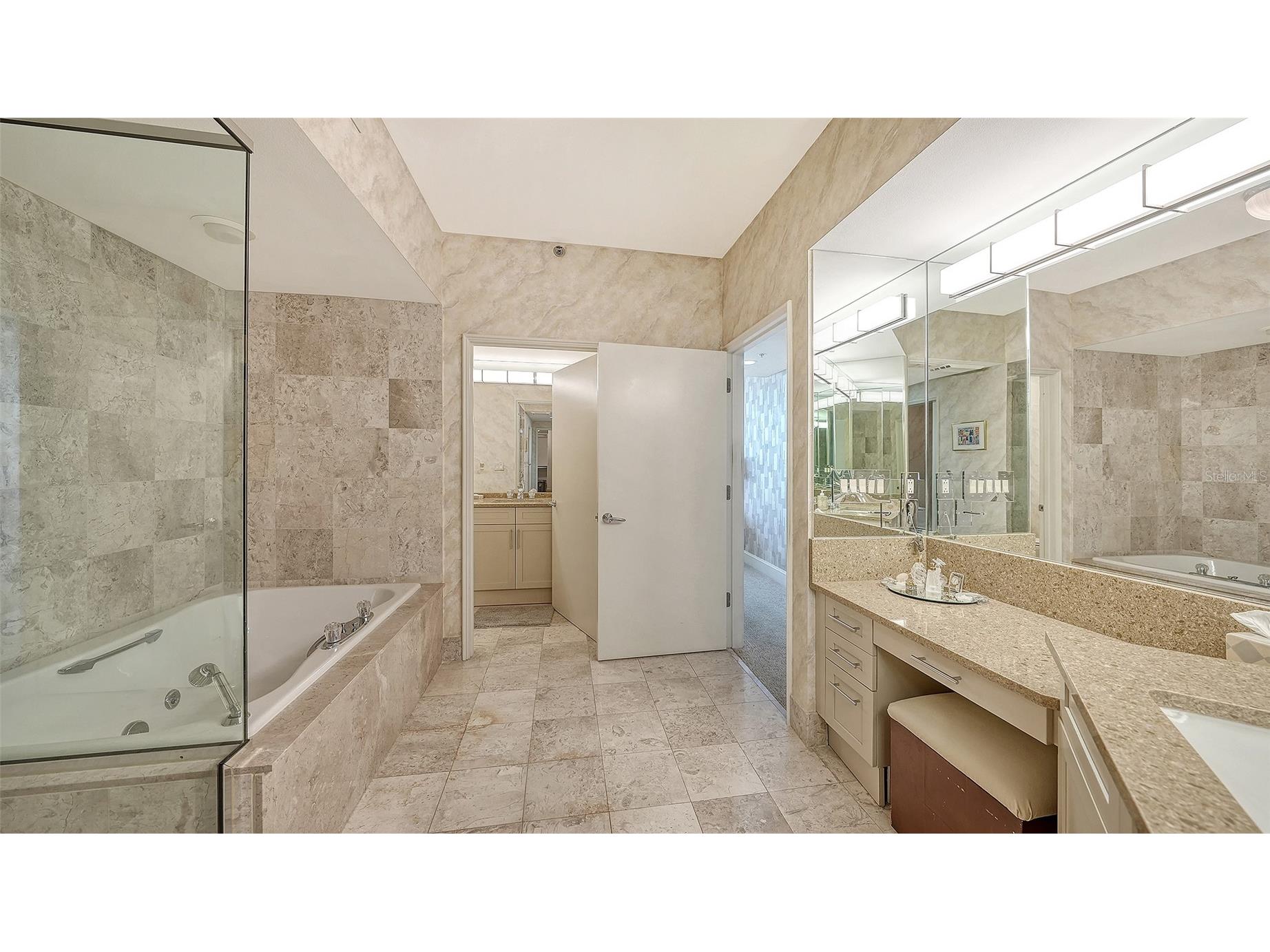 3060 Grand Bay Boulevard #155 Longboat Key FL 34228 - SARASOTA BAY A4685023 image22