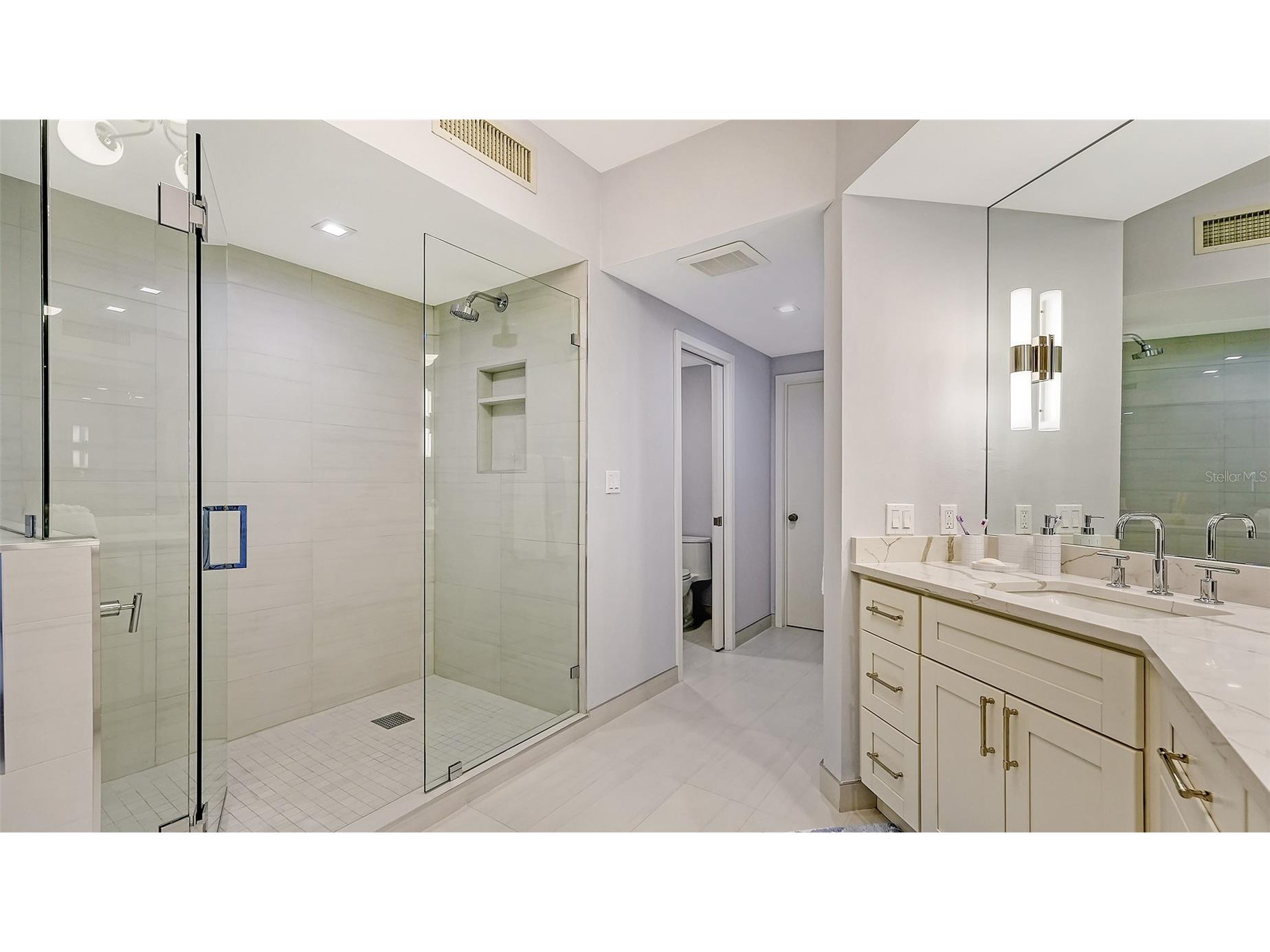 3060 Grand Bay Boulevard #172 Longboat Key FL 34228 - SARASOTA BAY A4690978 image33