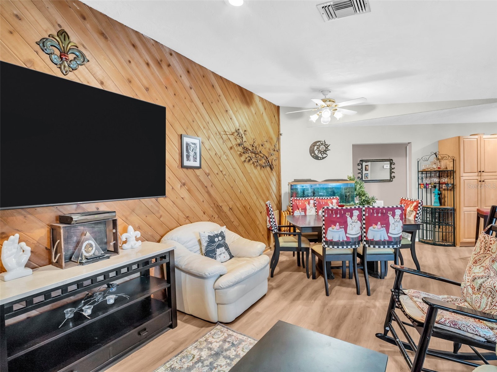 3061 Alt 19 Palm Harbor FL 34683 TB8480125 image15