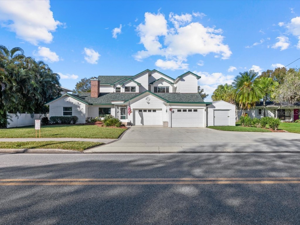 3061 Lakeview Drive Sebring FL 33870 - LAKE JACKSON P4928558 image1