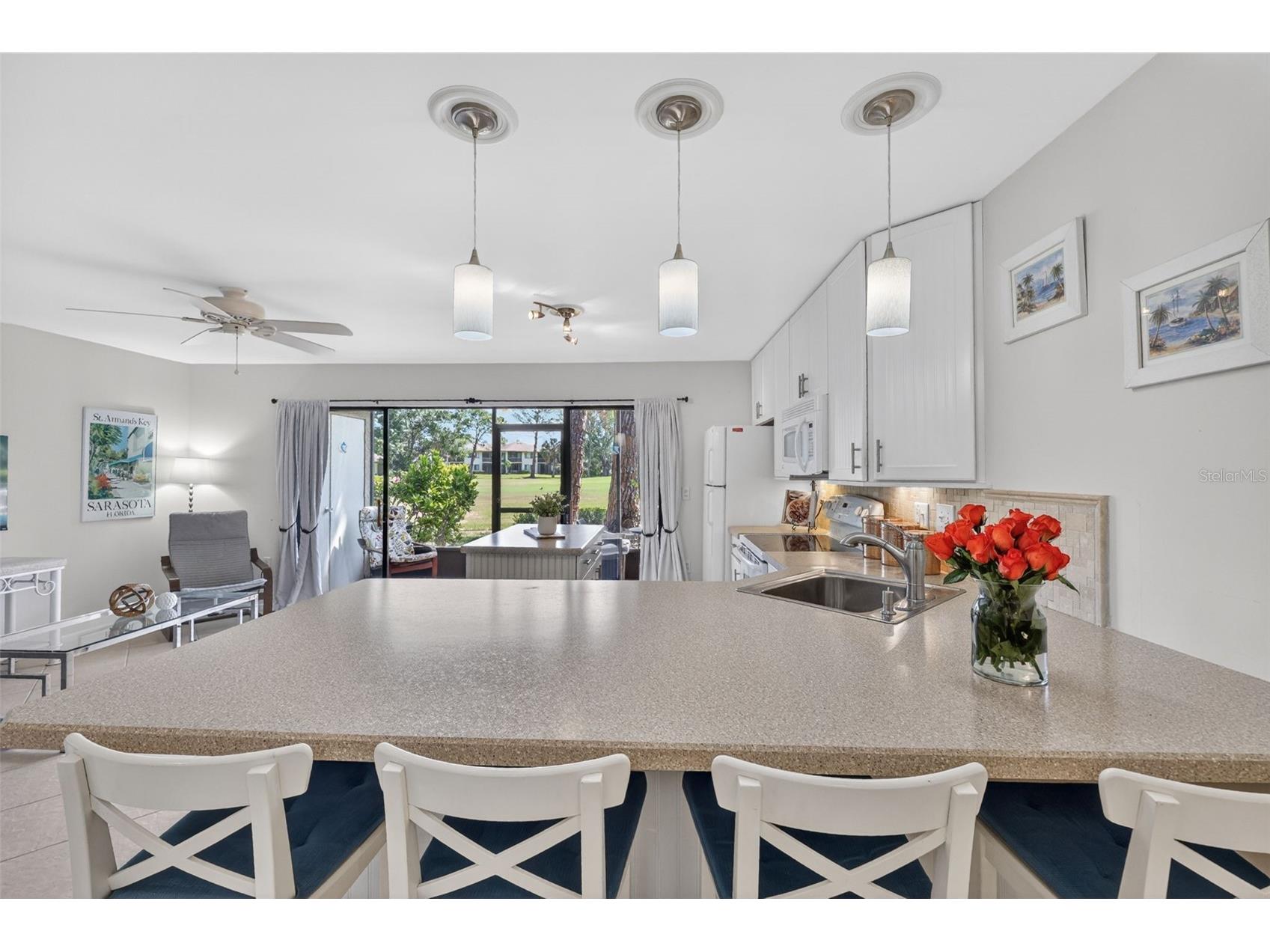 3061 Quail Hollow # 35 Sarasota FL 34235 A4690473 image15