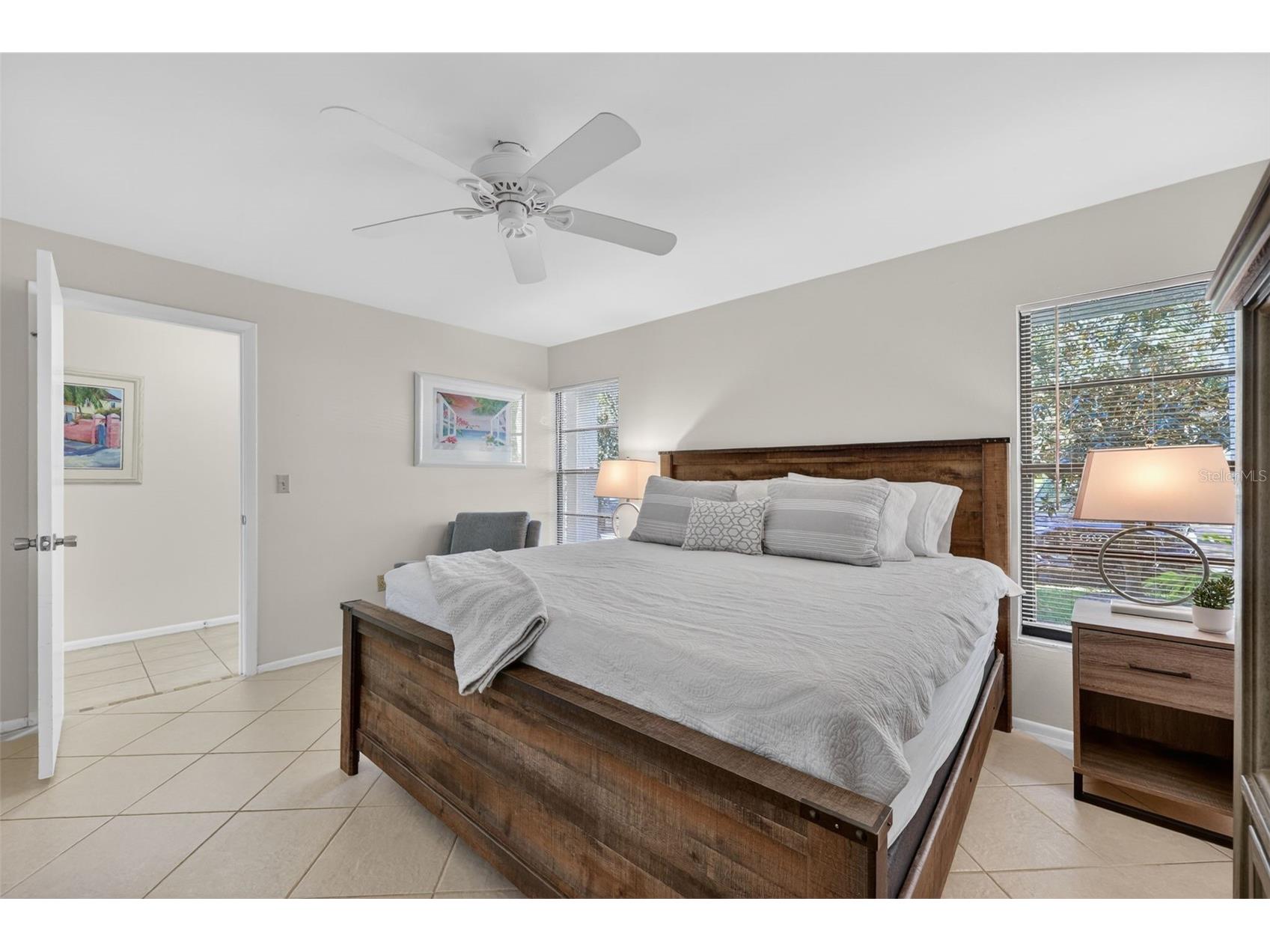 3061 Quail Hollow # 35 Sarasota FL 34235 A4690473 image17