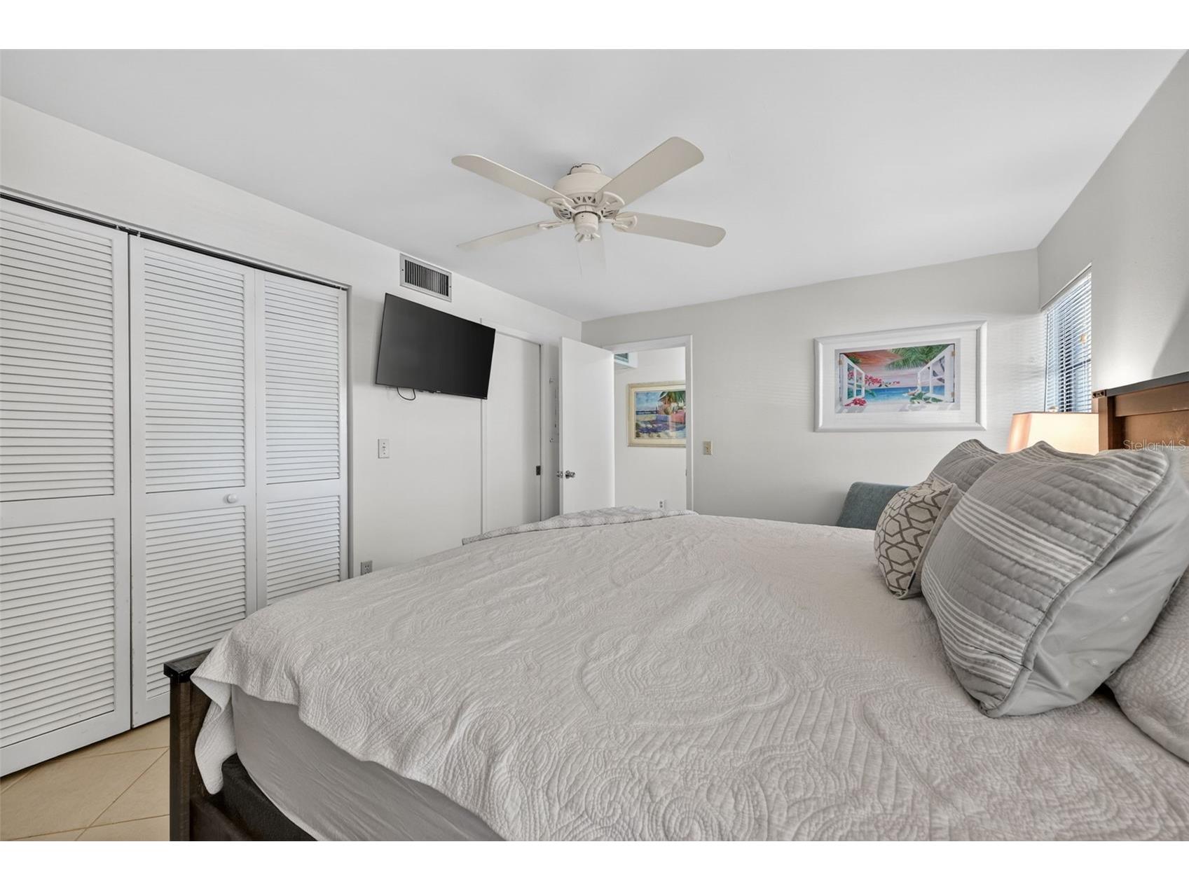 3061 Quail Hollow # 35 Sarasota FL 34235 A4690473 image18